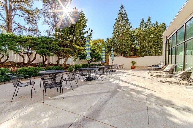 Building Photo - Three Bed / Two bath at the Cherry Creek Polo Club Condominiums