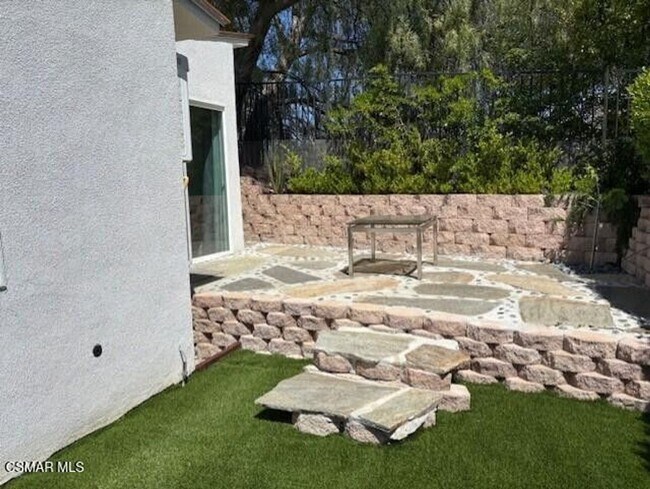 Building Photo - Absolutely adorable 1 bedroom, 1 bath gues...