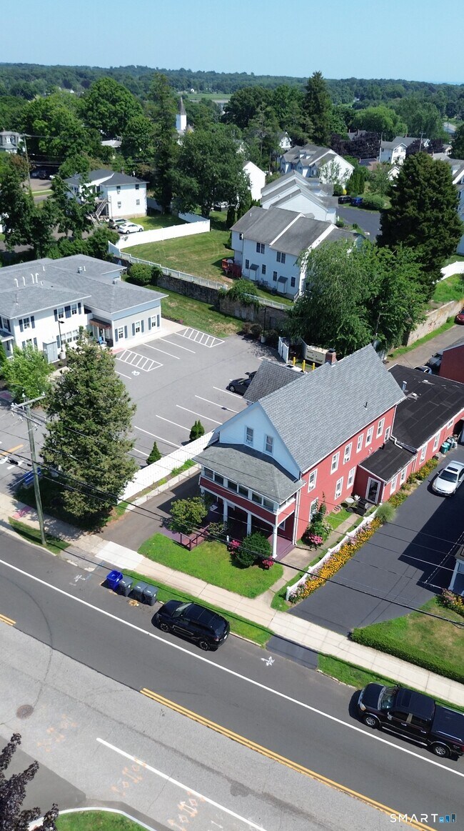 Building Photo - 651 Main St