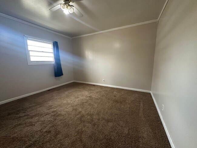 Bedroom - 202 E Buffalo St