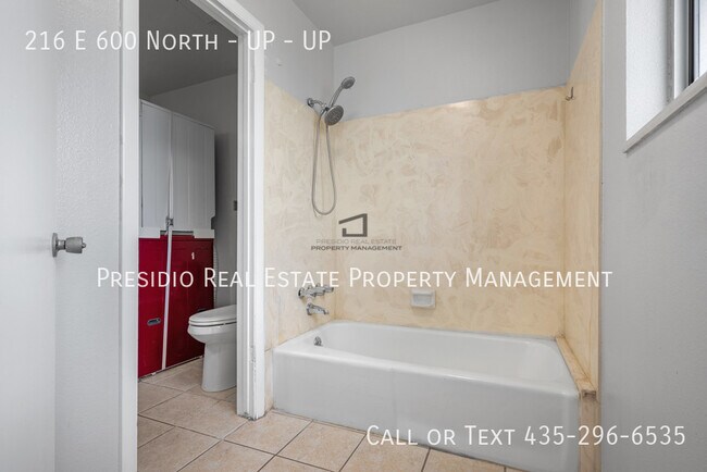 Building Photo - 216 E 600 N
