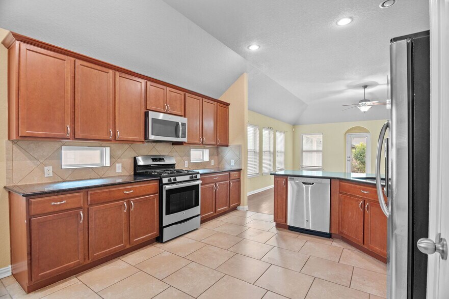 Building Photo - 14528 Prairie Pass