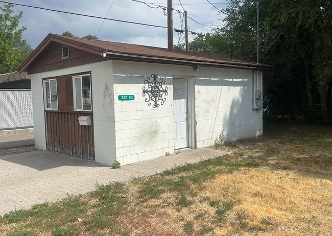 Primary Photo - 292 Randolph Ave