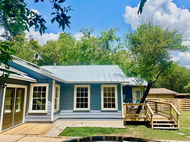 Building Photo - 4406 Airport Blvd