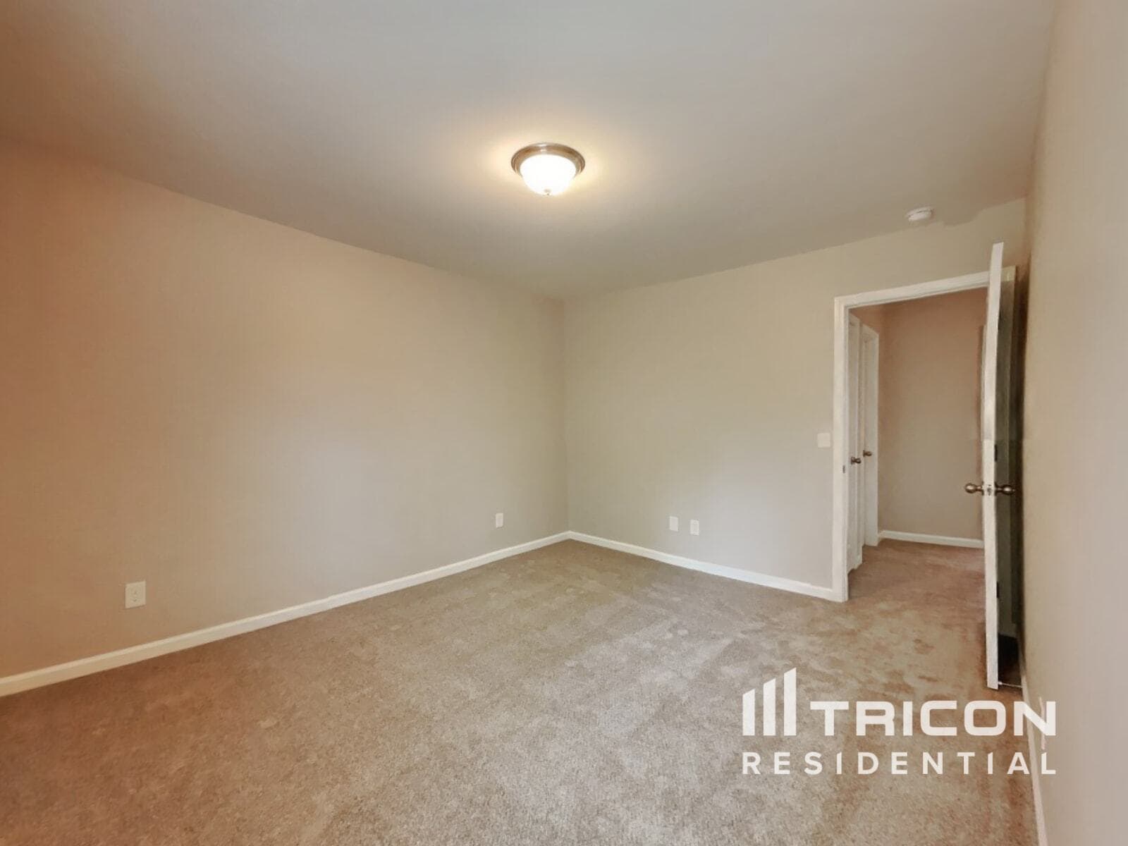 Building Photo - 1756 Pinnacle Oaks Dr