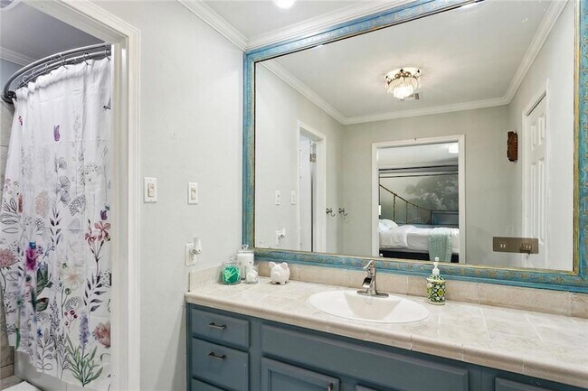 Building Photo - 773 Bocage Ln