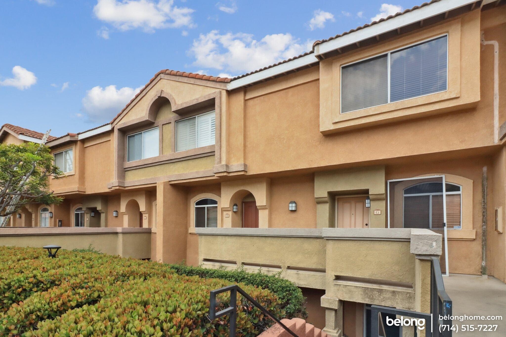 Building Photo - 30902 Club House Dr