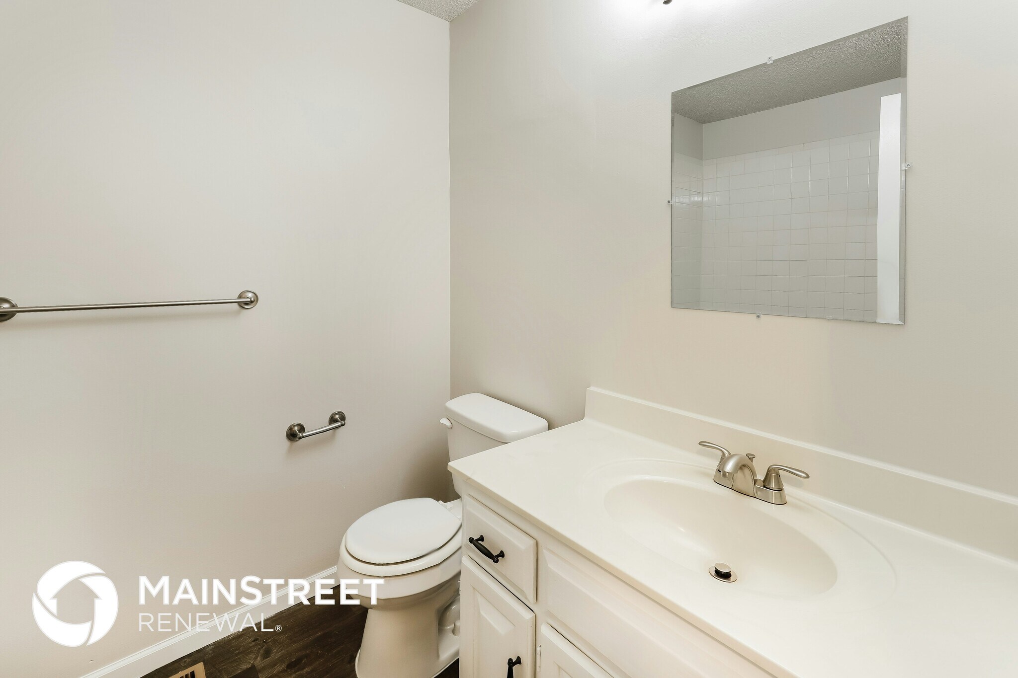 Building Photo - 10311 N Main St