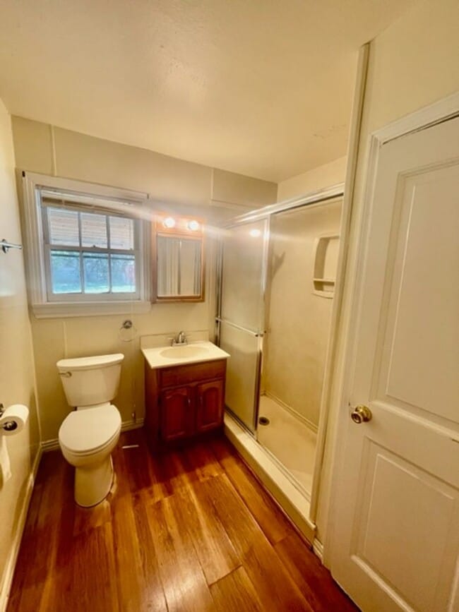 Building Photo - 3716 Parkwood St
