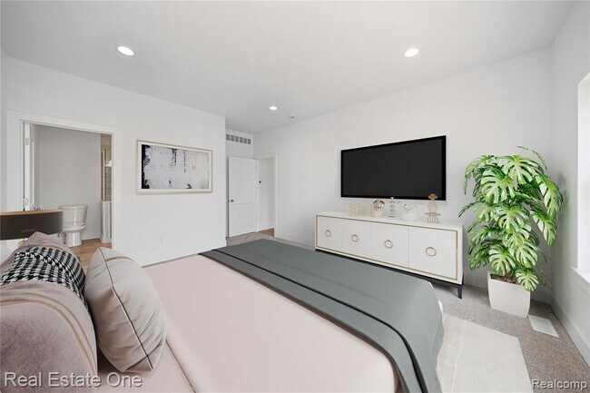 Building Photo - 7453 Village Ct