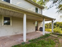 Building Photo - Coming Soon - 3 Bedrooms, 1 Bath Home - Do...