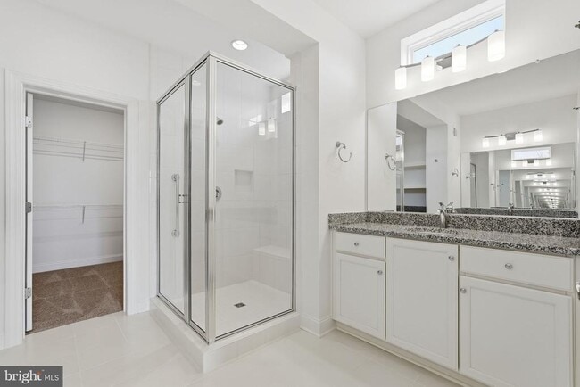 Building Photo - 112 BETONY Ct