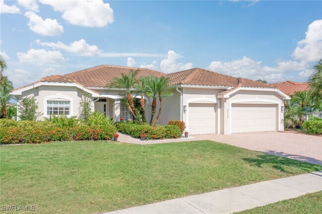Building Photo - 2250 Grove Dr