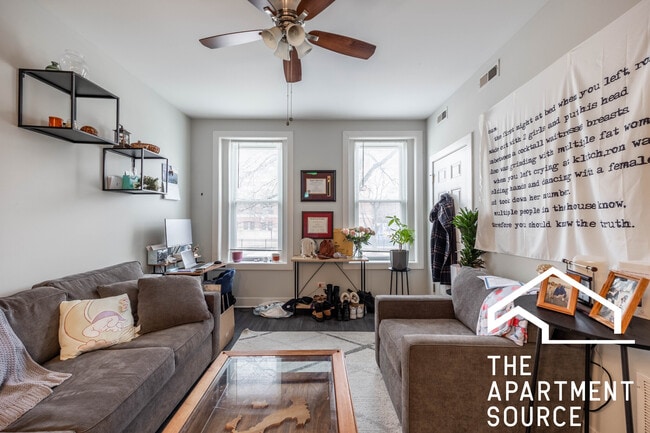 Building Photo - 1433 N Cleaver St