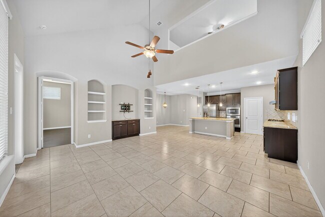 Building Photo - 1226 Hidden Cave Dr