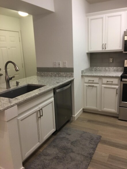 Building Photo - 4545 Wheaton Dr