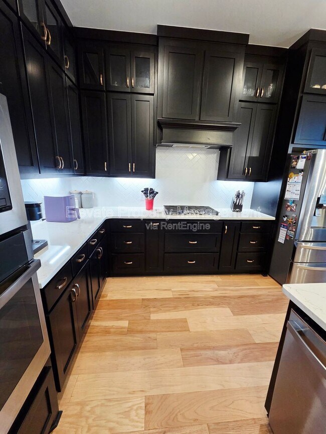 Building Photo - 1101 Sawmill Rd