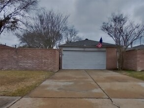 Building Photo - 16006 Camino Del Sol Dr