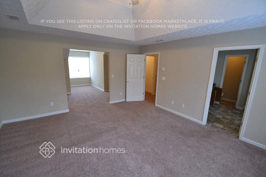 Building Photo - 3774 Hollow Oak Ln