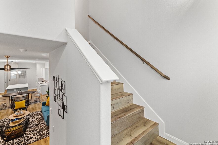 Stairs - 505 Linden Ave