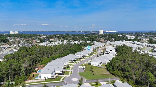 Building Photo - 350 Emerald Cove St