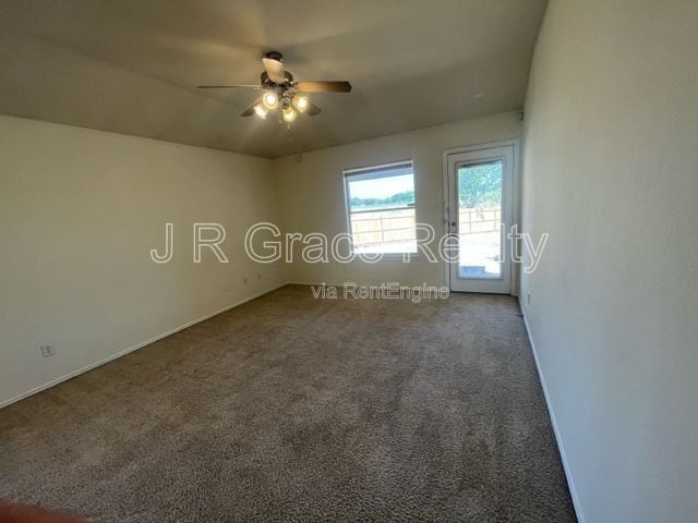 Building Photo - 6401 Serena Ln