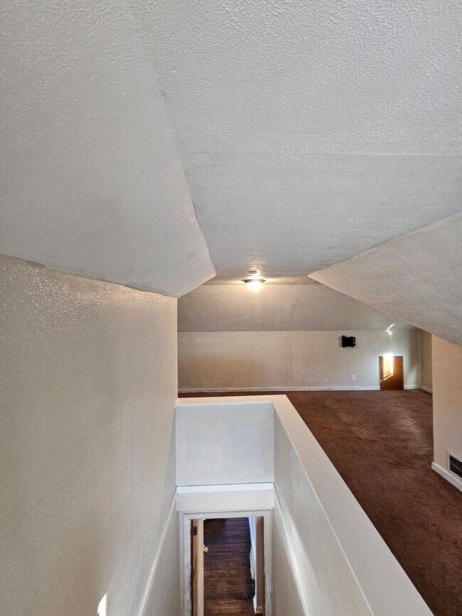 Building Photo - 4239 Asbury Dr