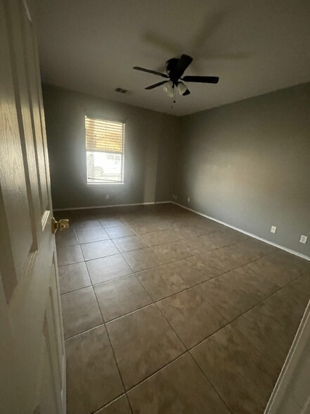 Building Photo - 15101 Mimebark Way