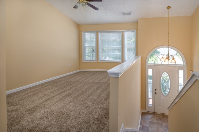 Building Photo - Coing Soon 2/25/26) Impressive 4 Bed, 3 Bath with Home Office!