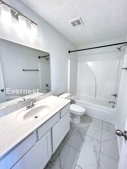 Building Photo - 227 Ansley Wy