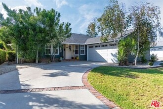 Building Photo - 5849 Goodland Ave