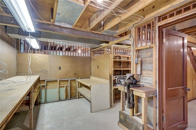 Building Photo - 4495 Shisler Rd
