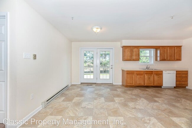 Building Photo - 3 br, 2 bath House - 4424B Valley View Road