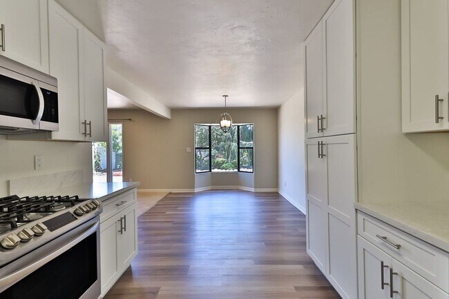 Building Photo - 3128 Courser Ave