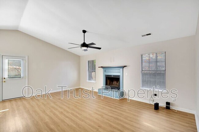 Building Photo - 8335 Weyhill Ct