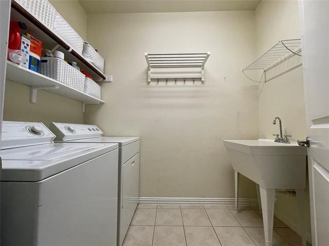 Building Photo - 914 Cougar Dr