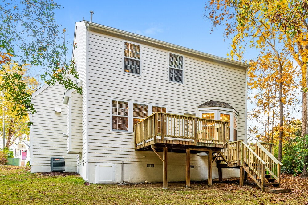 Building Photo - 6805 Coventry Ridge Rd