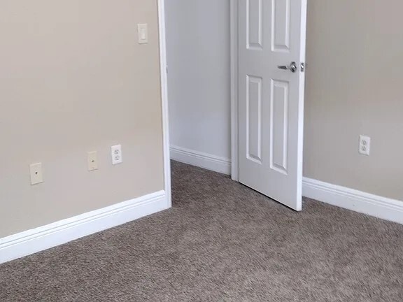 Building Photo - 3734 NE 4th Ter