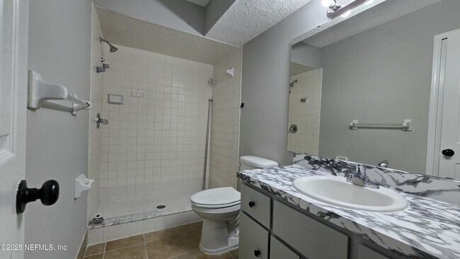 Building Photo - 2104 Dunes Way Dr W