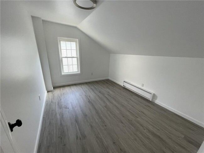 Building Photo - 19 Broadhead St