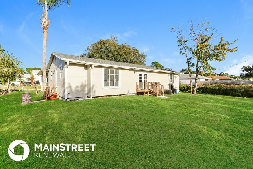 Building Photo - 2118 Trillo Rd SE