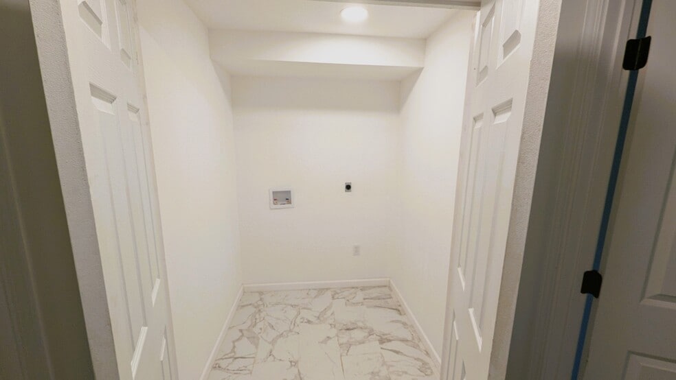 Building Photo - 6454 Boca Grande Blvd