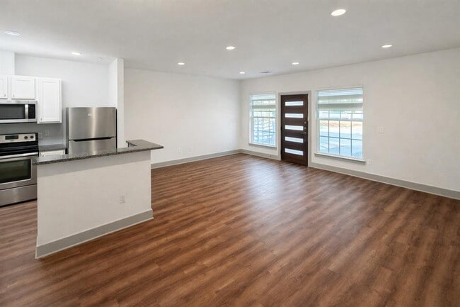 Building Photo - 12280 Mulligan Glen Ct