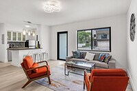 Building Photo - 1634 SW 4th Ave