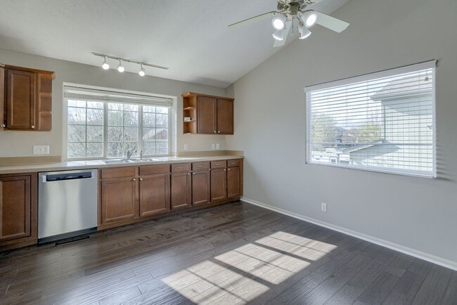 Building Photo - Must See 3 Bedroom In Millard School District!!
