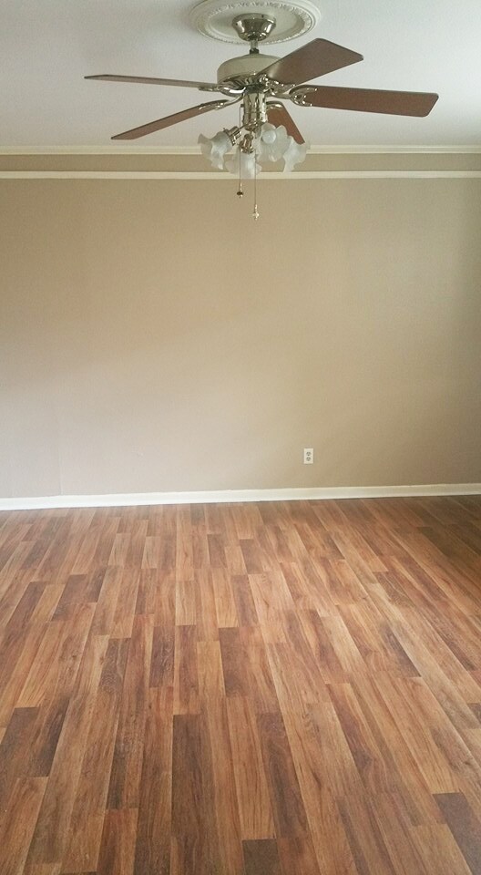 Building Photo - Nordberg 542