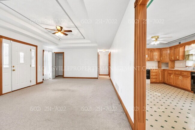 Building Photo - 1001 Navajo Dr