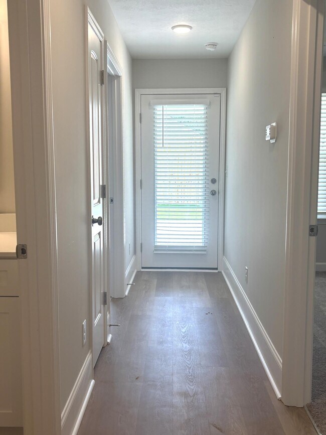 Building Photo - 8110 Bannock Cir