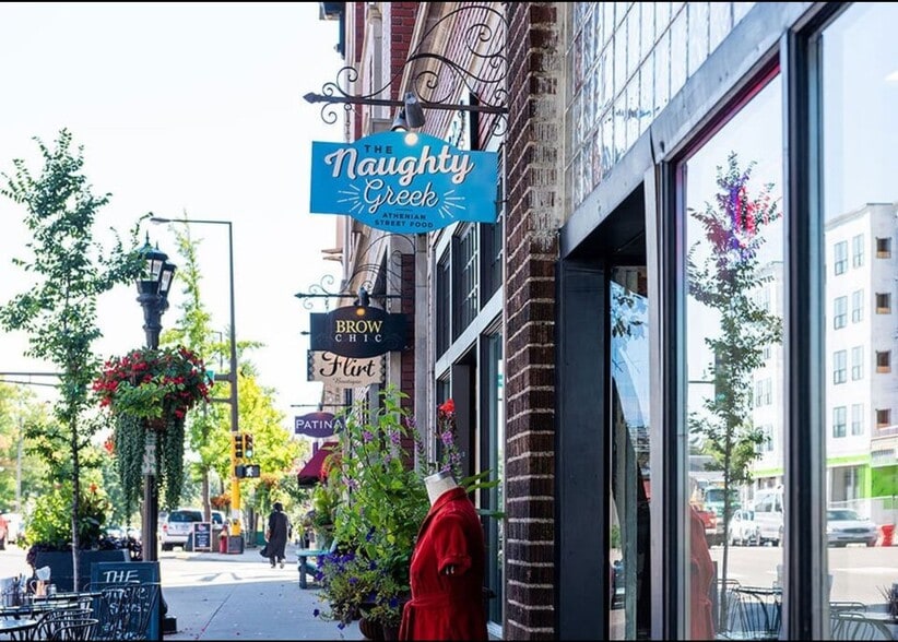 Great restaurants all around. - 1317 Summit Ave