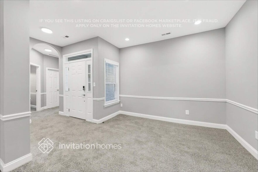 Building Photo - 2367 Eagle Glen Ct